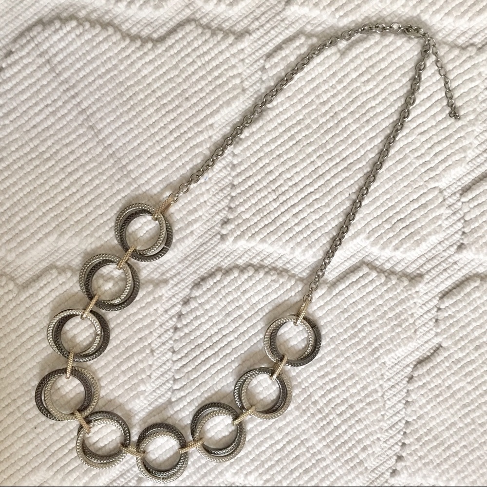 Mixed Rings Necklace - Picture 3 of 3