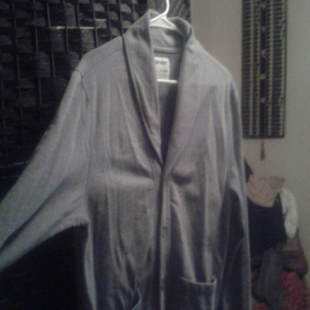 Sweater - Picture 2 of 2