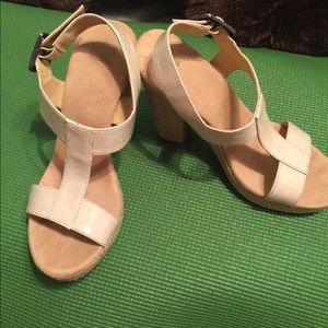 8.5 Hot kIss Sandals, nude in color