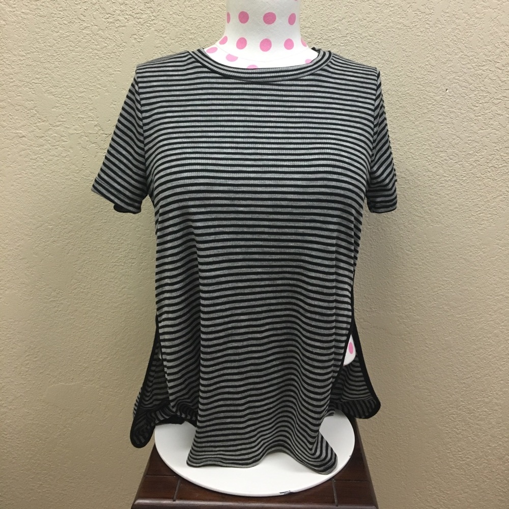 Short sleeve striped tee