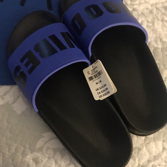 VS Pink Bundle of 3:Slides-M, Tank-S(?M),socks-OS - Picture 5 of 8