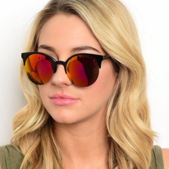 Fashion Mirror Sunglasses - Picture 2 of 7
