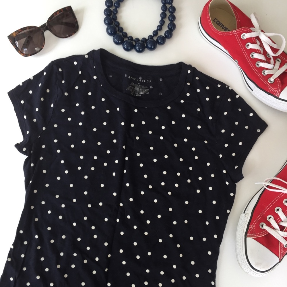 Ann Taylor • Navy polka dot tshirt