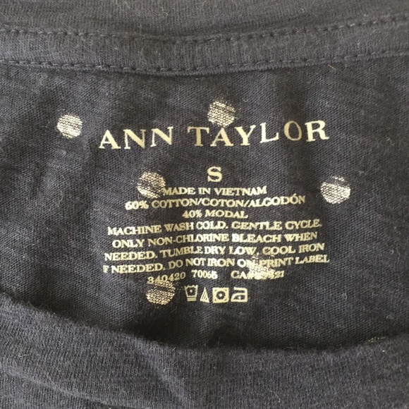 Ann Taylor • Navy polka dot tshirt - Picture 2 of 3
