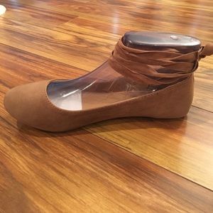 Camel Ribbon Ballet Flats