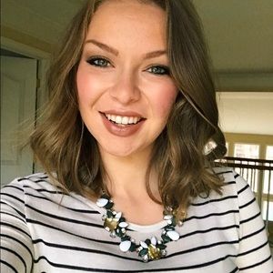 Meet your Posher, Liz