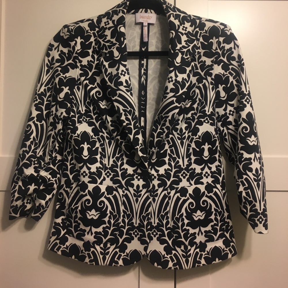 Black & white patterned Blazer
