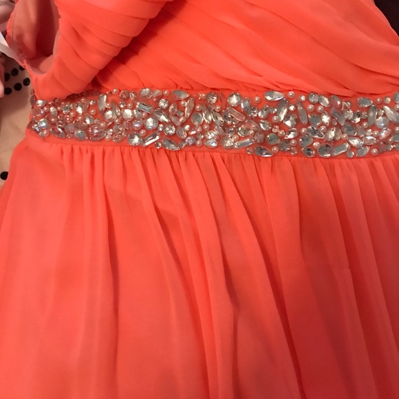 Prom dressed - Picture 3 of 4