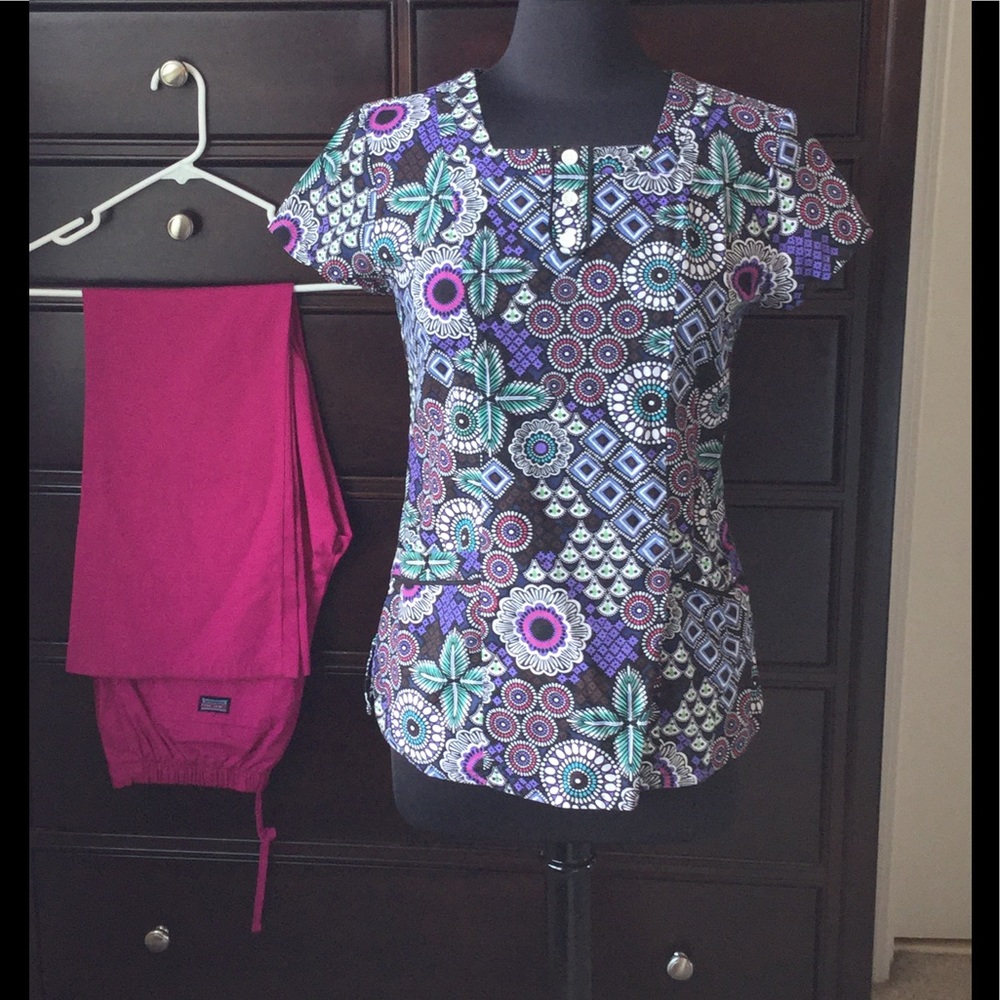 Abstract colorful scrub top with matching bottoms