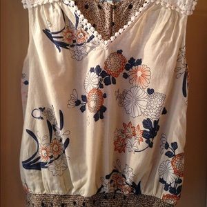 Anthropologie floral top