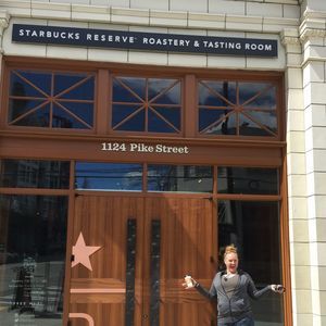 Meet your Posher, Laura