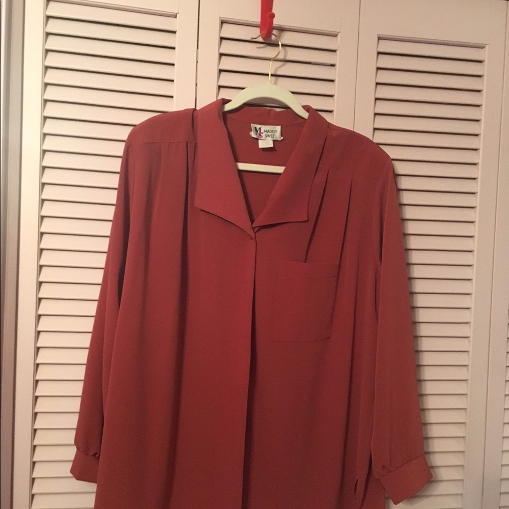 Women's blouse