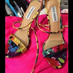 Floral Steve Madden heels