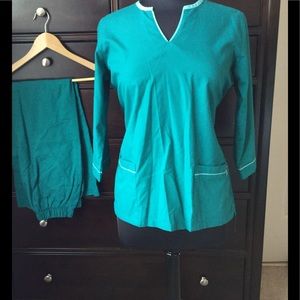 Teal scrub set