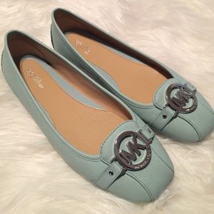 Michael Kors mint flats with silver emblem