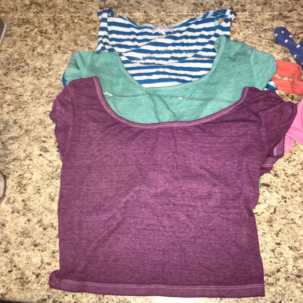 3 crop tops