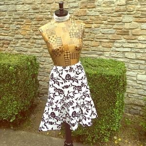 White House Black Market Skirt