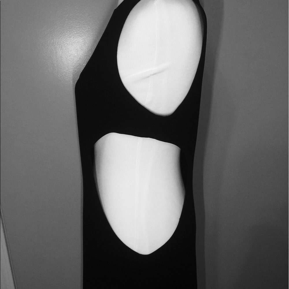 BNWT Alice and Olivia cutout dress - Picture 2 of 4