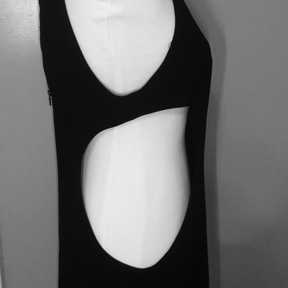 BNWT Alice and Olivia cutout dress - Picture 4 of 4