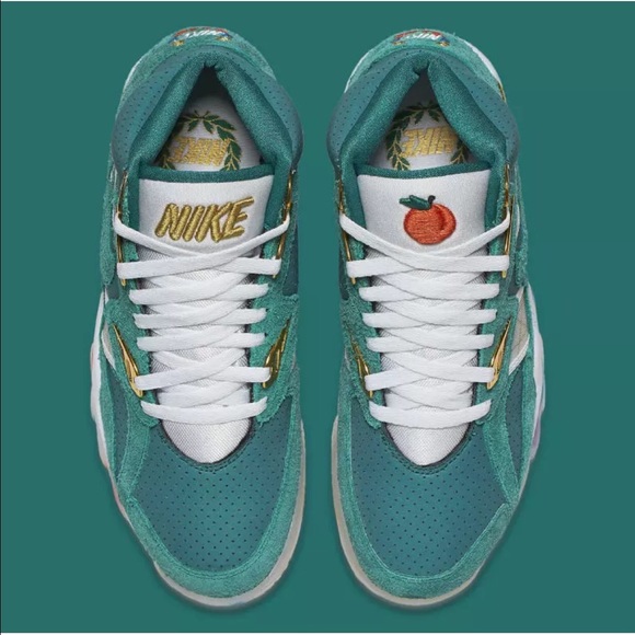 NFS! ISO:Nike Trainer 96 Olympics - Picture 2 of 3