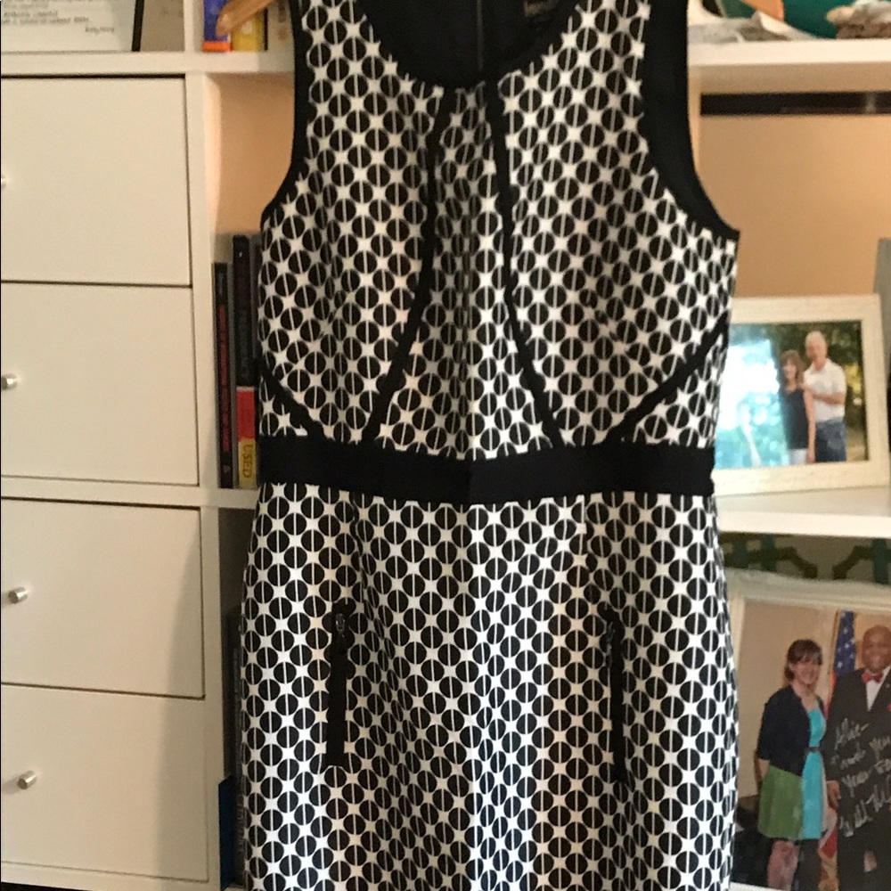 ⚡️FLASH SALE Black and White Laundry Dress