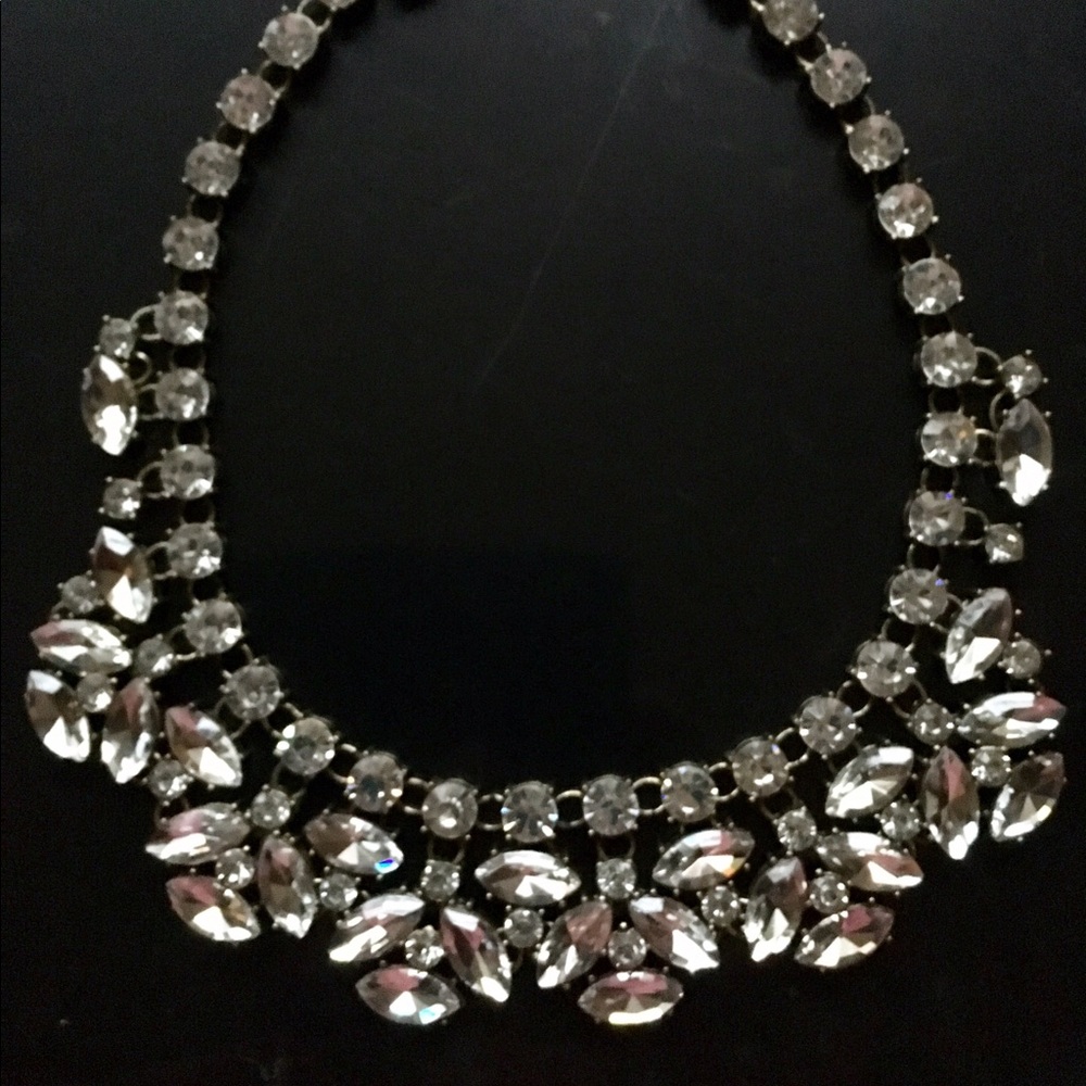 Stunning! Beautiful! Statement Necklace