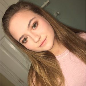 Meet your Posher, Ashlyn