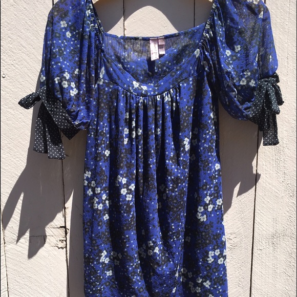 Sheer Floral Top - Picture 1 of 5