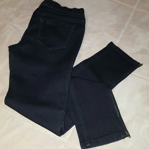 Black stretchy Jeggings with Zipper - Picture 2 of 4
