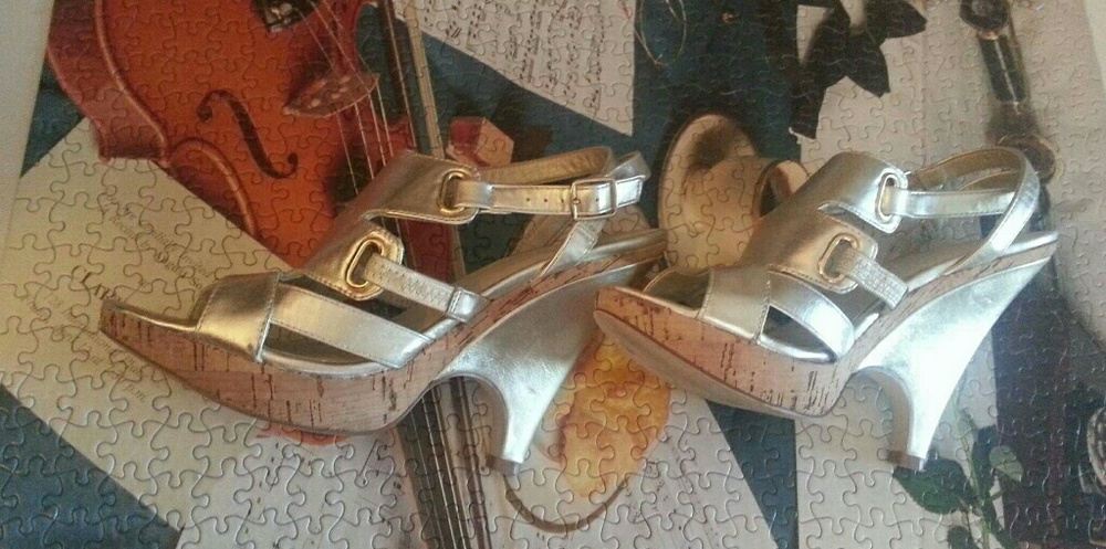 Bakers gold wedge sandal