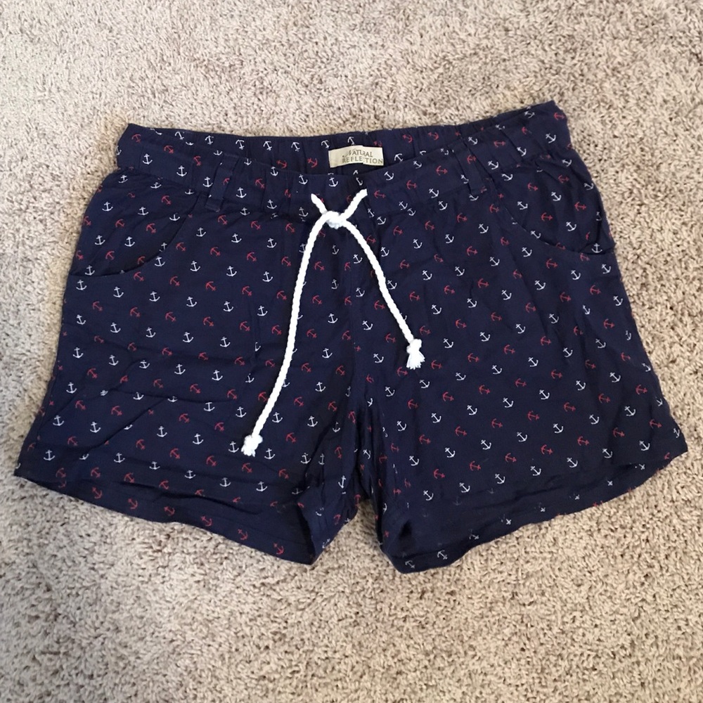 Navy anchor shorts