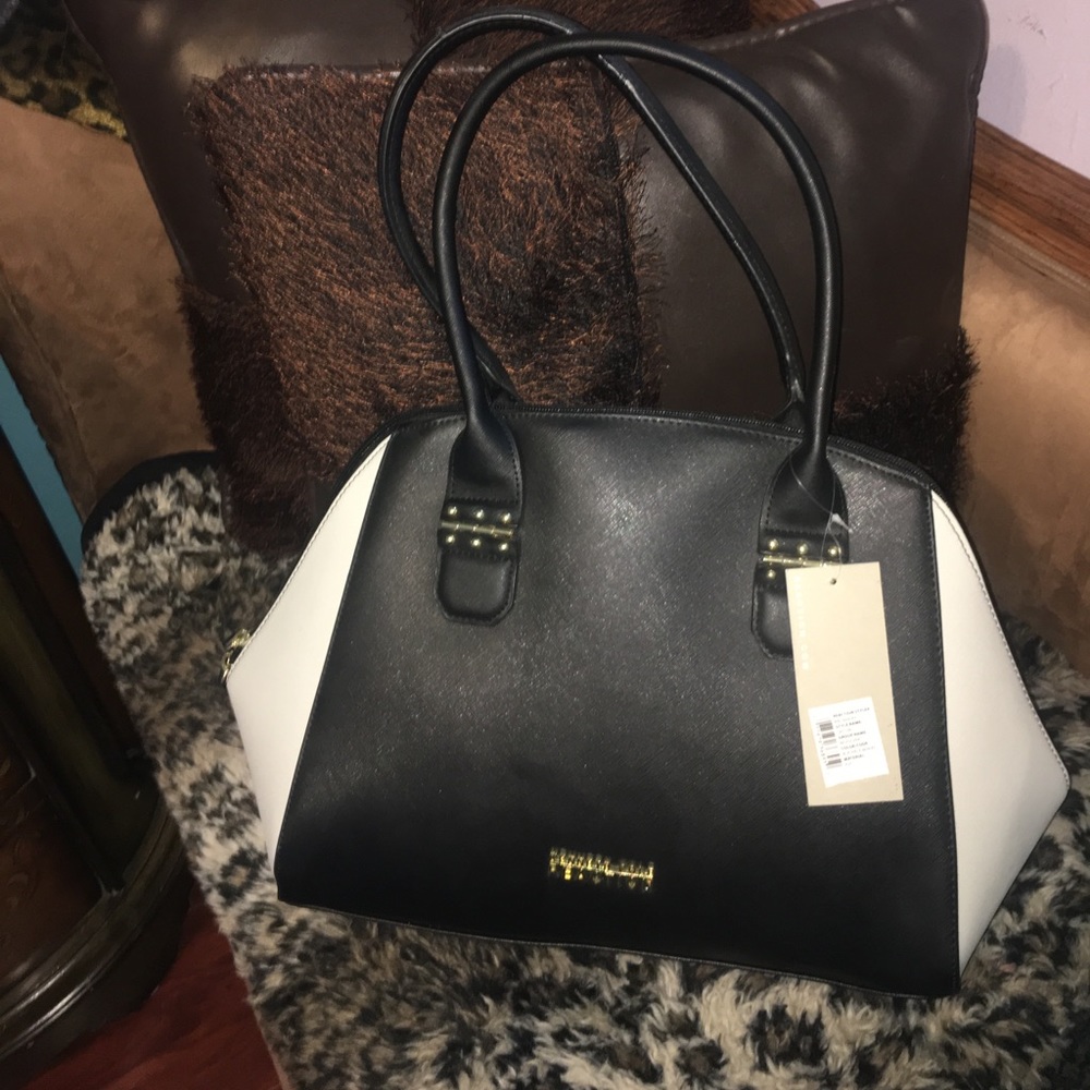 NWT Kenneth Cole purse