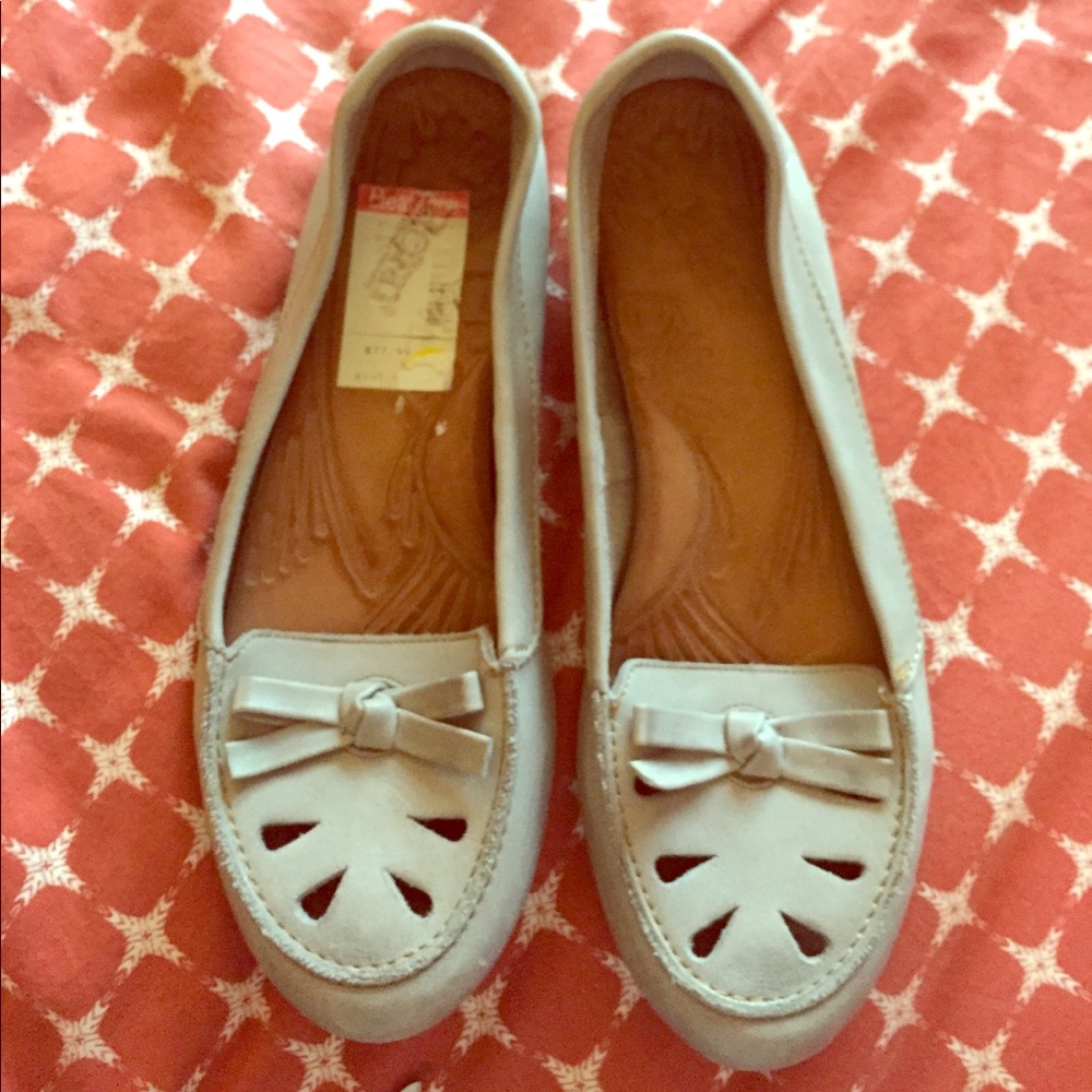 Born grey leather loafers