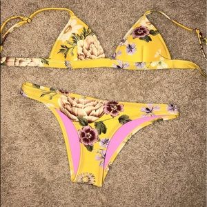 Triangl bikini!! Xs set!