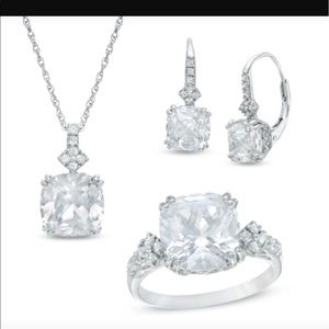 Gorgeous sterling silver. Perfect condition.