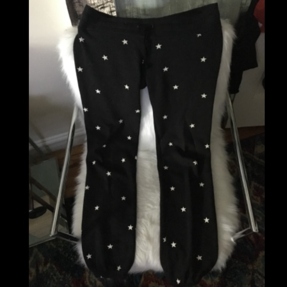 Brand New wild fox sweatpants ✨✨