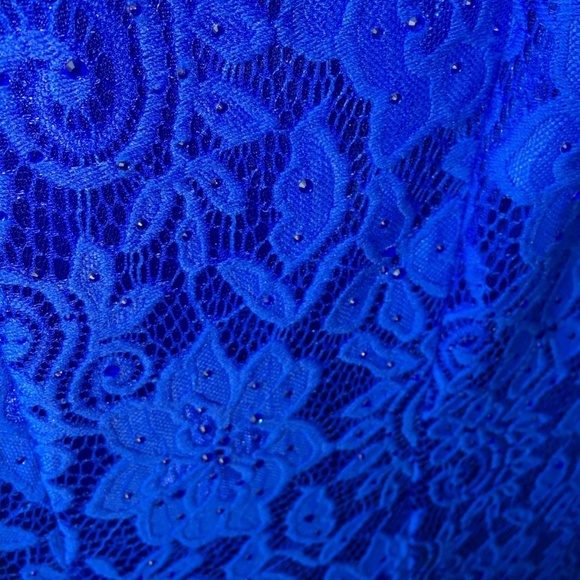 Formal/prom dress - Picture 2 of 3