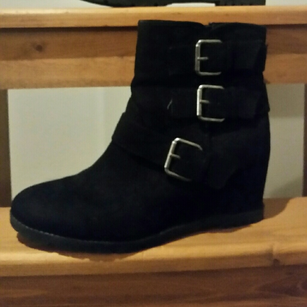 Only worn once! Black booties
