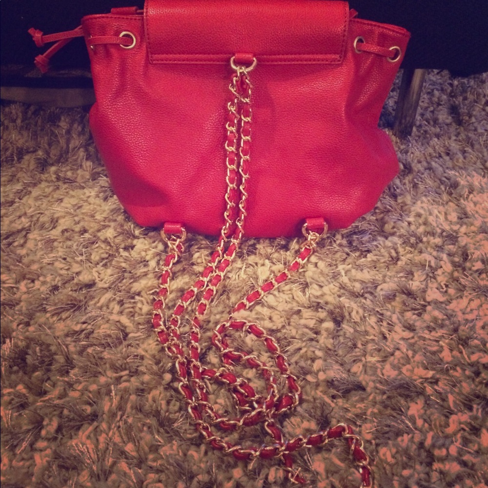 Red Backpack - image 3