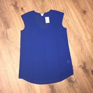 💙✨NWT Cap-Sleeve Shirttail Blouse✨💙