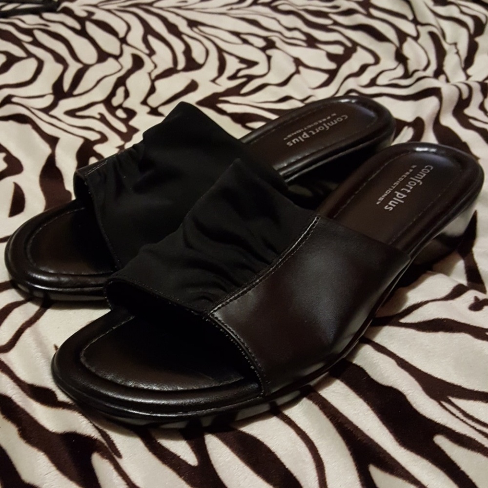 🌹Comfort Plus Black Wedge Sandal🌹