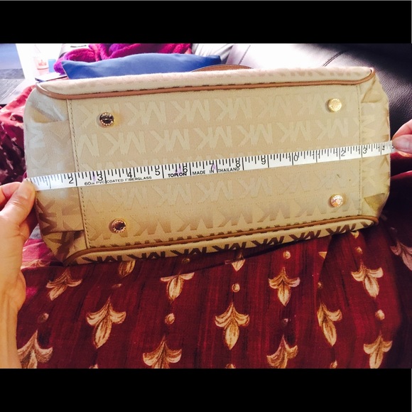 Authentic large Marina MK tote. - Picture 3 of 5