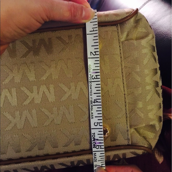 Authentic large Marina MK tote. - Picture 5 of 5