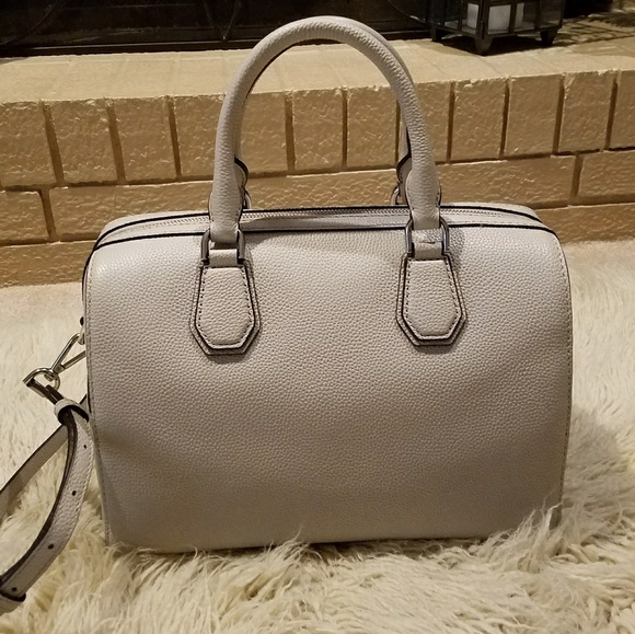 Michael Kors Bags Vs Louis Vuitton