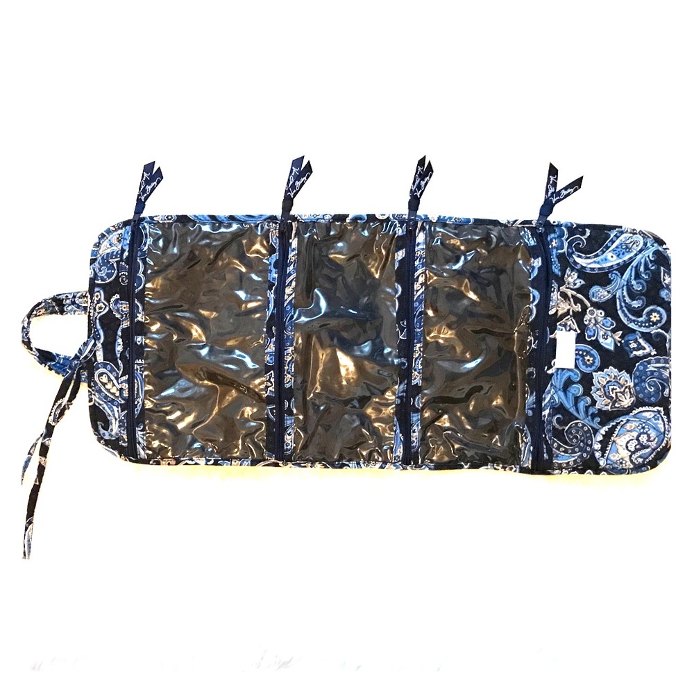 Vera Bradley Hanging Organizer in Windsor Navy