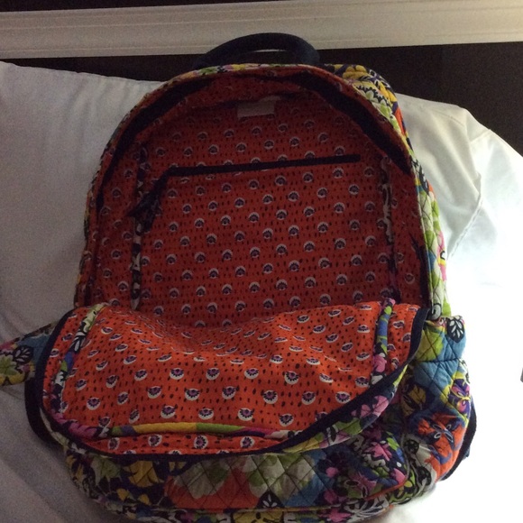 Vera Bradley backpack - Picture 2 of 3