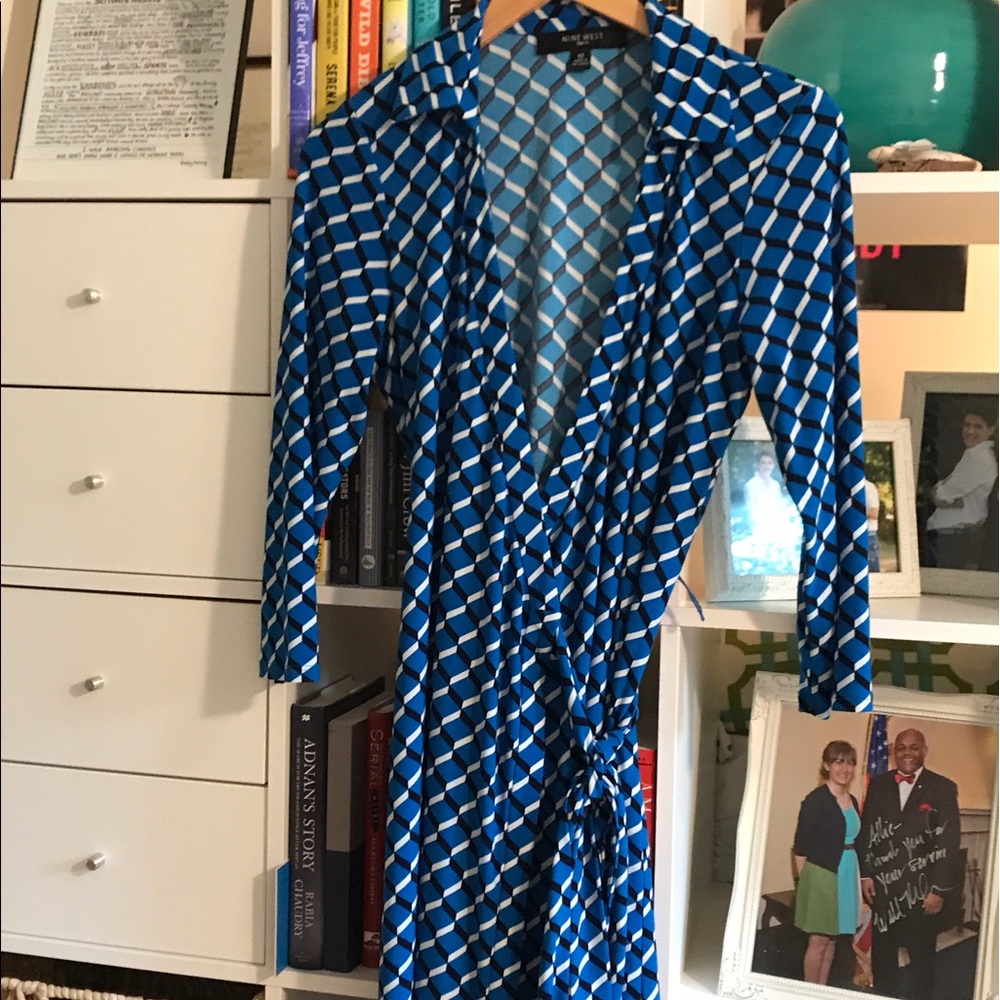 ⚡️FLASH SALE Blue Patterned Nine West Wrap Dress