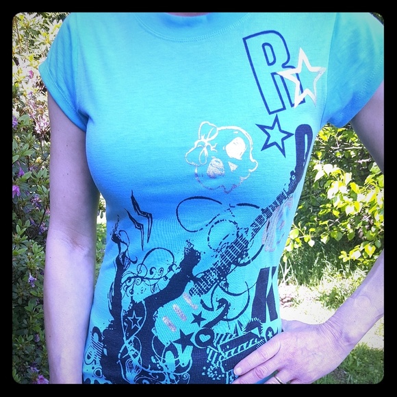 Juniors Blue "Rock" Tee - Picture 2 of 5