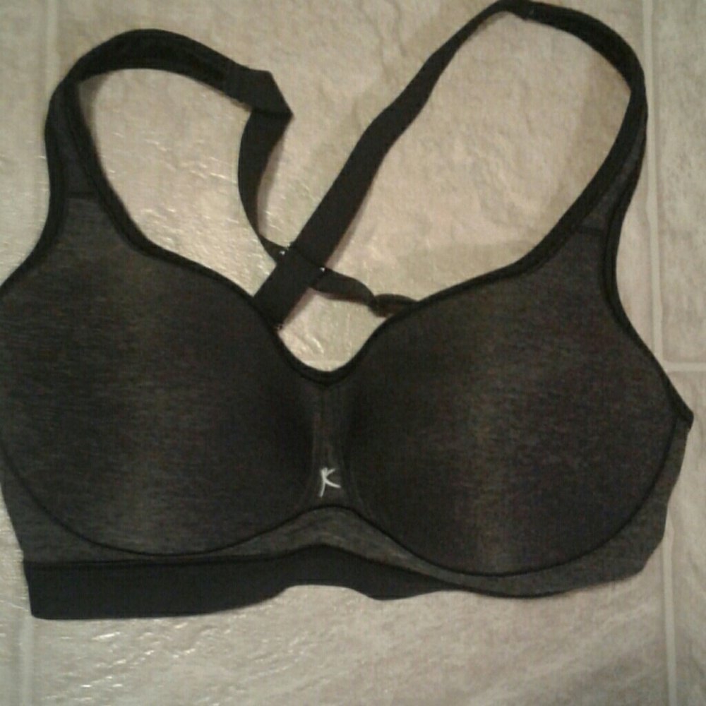 Sports bra 38 DD