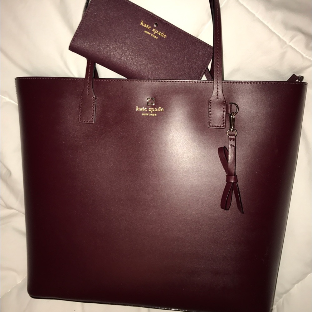 Kate Spade tote and matching wallet.
